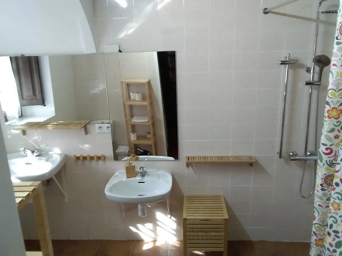 Landhaus Gasthaus Chilliman & Mas Miro Biofarm Catllar